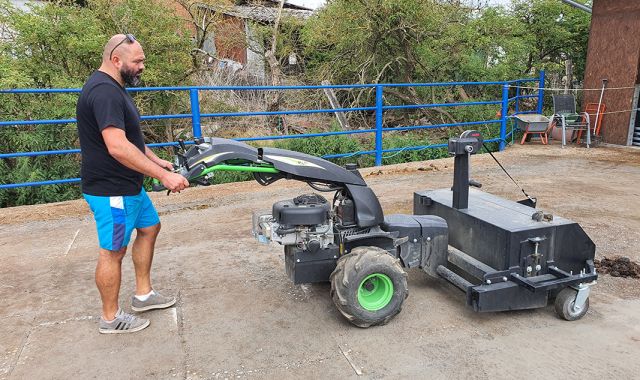 FS-120 - KiK - Two Wheel Tractor