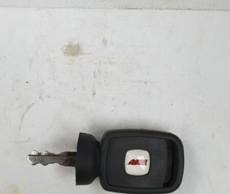 Avant Ignition switch key for Kohler & Kubota engines - 64214