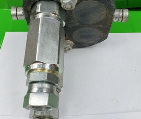 65251 - Faster multi connector - Pressure & Return